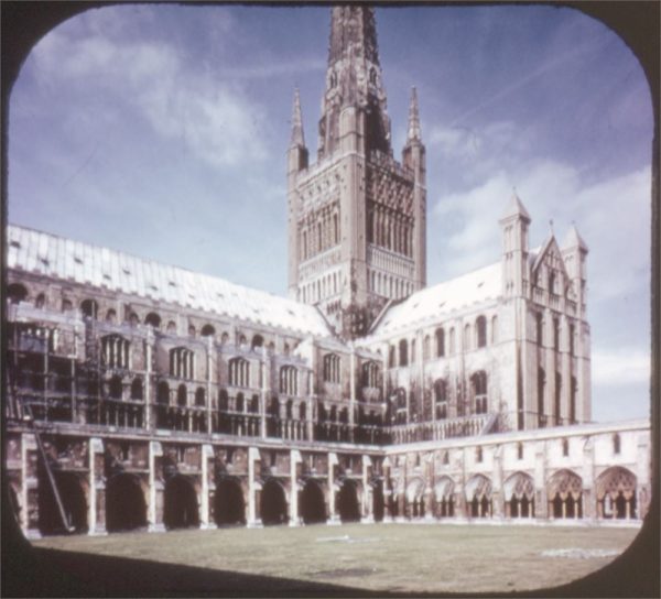 English Cathedrals - View-Master 3 Reel Packet - 1960 - vintage - C296E-BS6 Supply