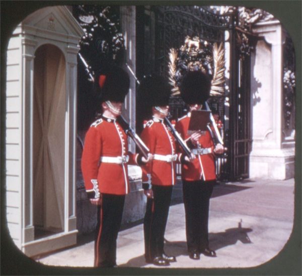 View-Master London Collection - 8 White Printed Reels Windsor Castle - Ceremonies Online