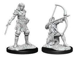 D&D Miniature Figurine - Female Human Fighter Fashion